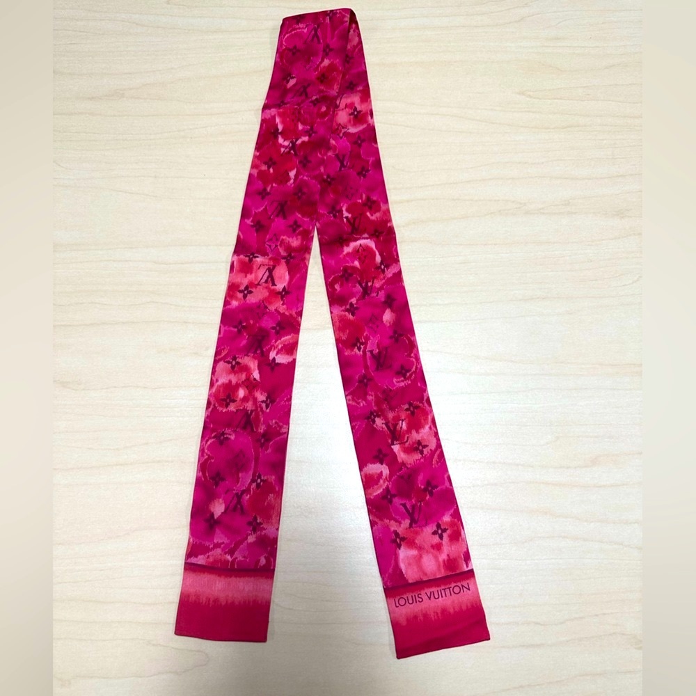 WOW POSHMARK Authentic Louis Vuitton Silk Festival Scarf for Neck Purse Backpack - Picture 7 of 14